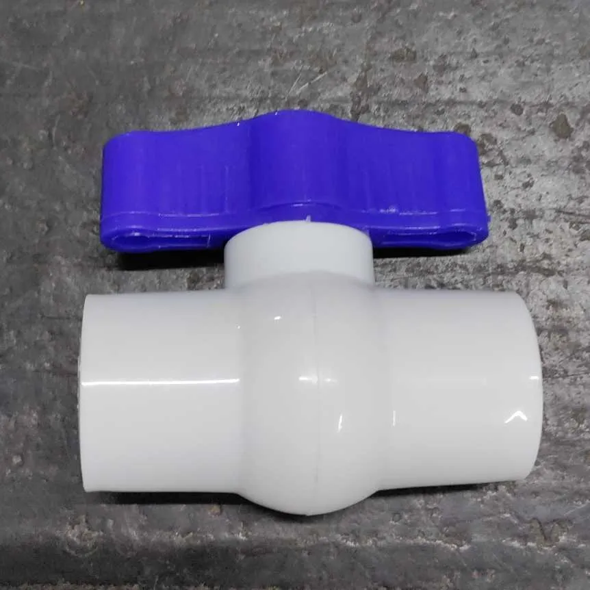 Preview Image 2 PP Ball valve 0.75 Inch Threaded