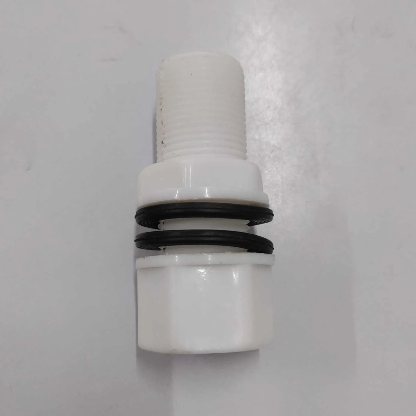 Preview Image 2 PP Tank Connector 0.75 Inch
